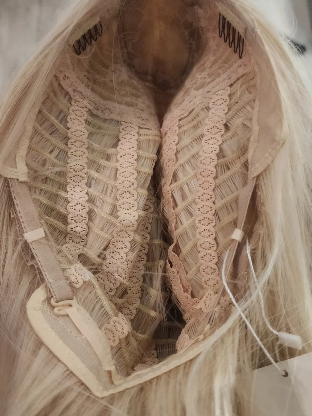 Natural Light Blonde Straight Women’s Wig - Sleek Everyday Style